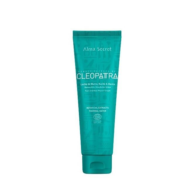Crema Ultra-Hidratante para talones de Alma Secret: 16,90 €. Crema ultra-hidratante y reparadora para pies, talones, zonas resecas o ásperas, con resultados visibles en pocos días. Aporta hidratación instantánea y renueva la zona en profundidad, mejorando la textura de la piel y aumentando su elasticidad. Formulada con una base antioxidante de agua termal y activos botánicos, enriquecida con aceites naturales y mantecas de karité y cacao que nutrirán y repararán los talones o cualquier otra zona reseca o agrietada.