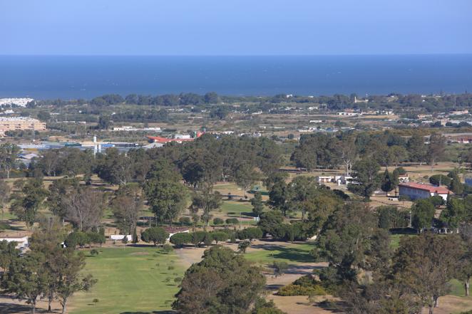 Las impresionantes imágenes de Cádiz y la Bahía desde un helicóptero militar