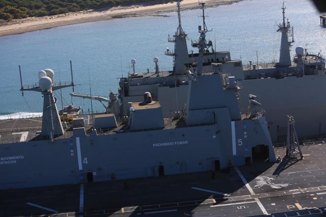 Las impresionantes imágenes de Cádiz y la Bahía desde un helicóptero militar