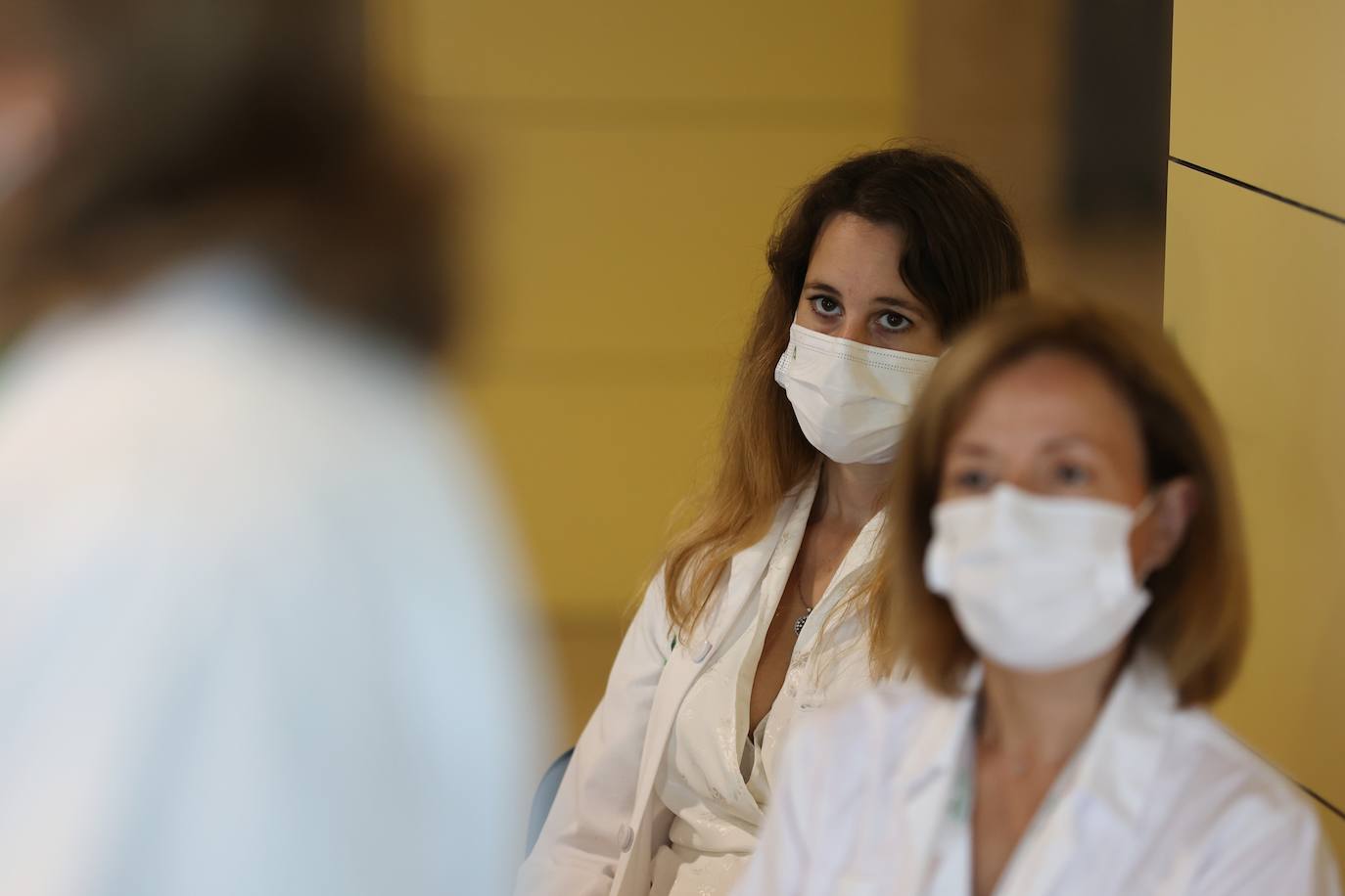 El equipo sanitario que opera con robot a niños en Córdoba, en imágenes