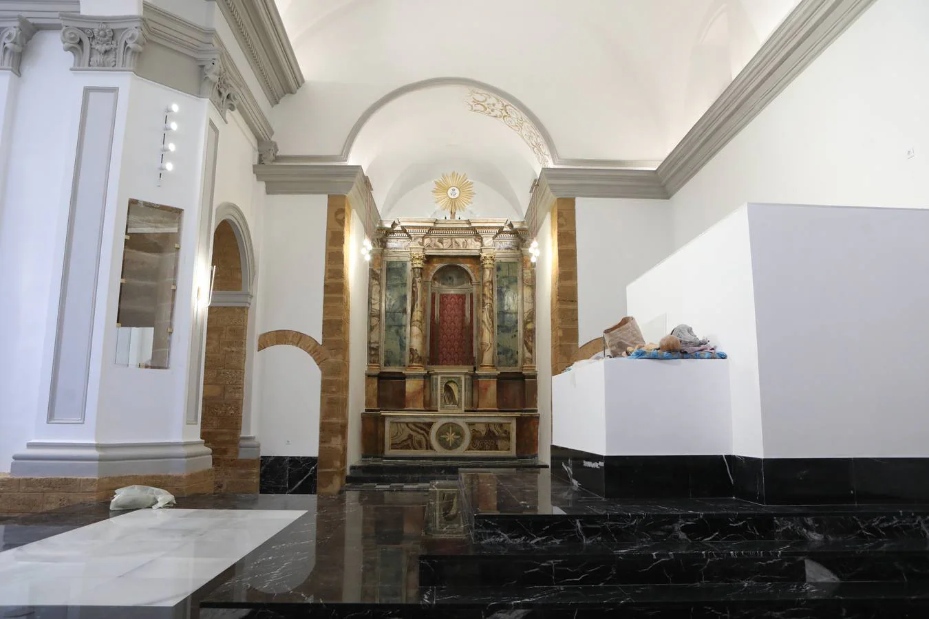 Fotos: Así luce la iglesia Castrense del Santo Ángel Custodio de Cádiz