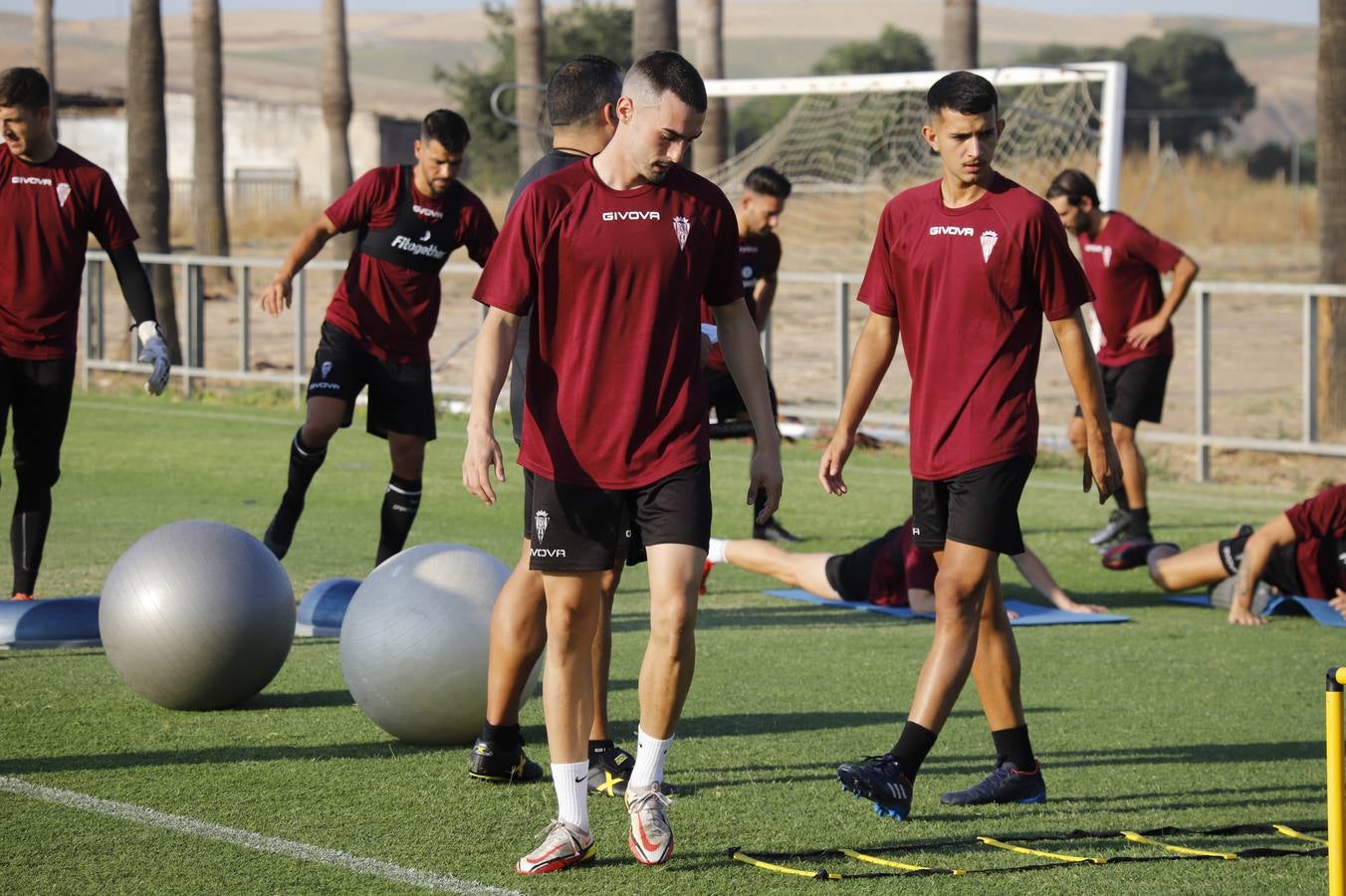 El primer entrenamiento de la temporada del Córdoba CF, en imágenes