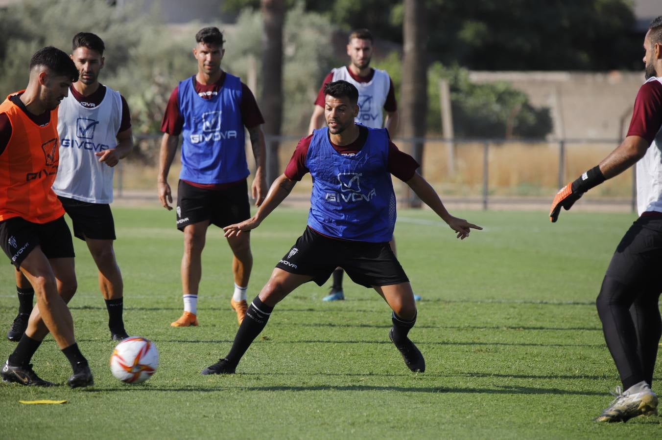 El primer entrenamiento de la temporada del Córdoba CF, en imágenes