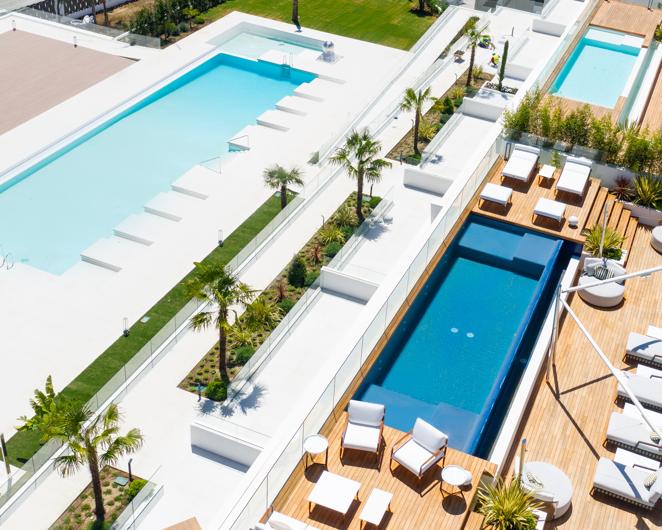 Una villa de lujo decorada por Fendi en Marbella. La construcción de EPIC Marbella furnished by FENDI Casa avanza, día a día, con la vocación de convertirse en un hito residencial en España en el marco de la tendencia global de las luxury branded residences.