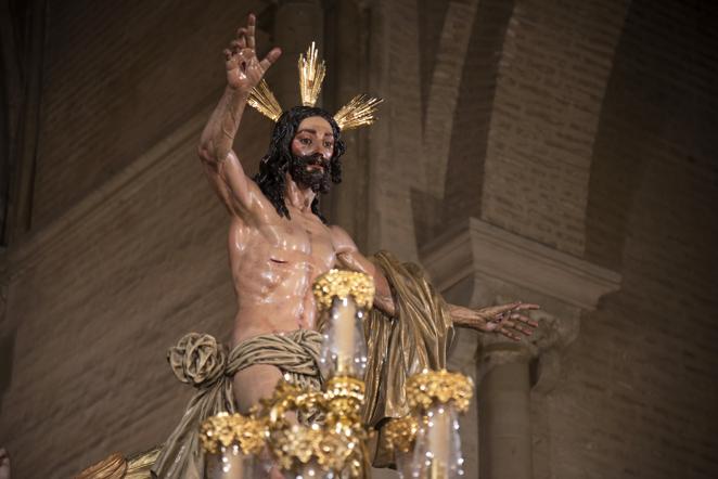 El Señor de la Resurrección en su paso de salida