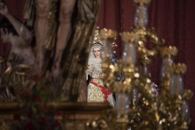 El Señor de la Resurrección en su paso de salida