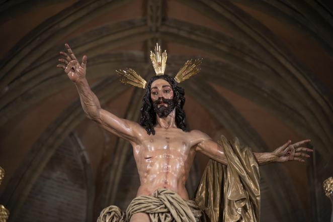 El Señor de la Resurrección en su paso de salida