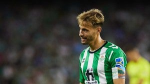 Sergio Canales, en el Betis - Villarreal