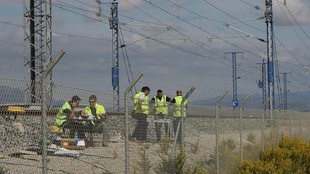 Adif adjudica la construcción de un paso inferior en la estación de Cantillana