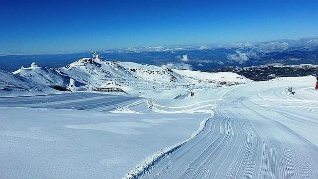 Vista panorámica de la estación de esquí de Sierra Nevada