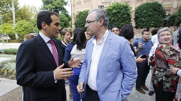 Nieto y Durán, en un acto en la Universidad