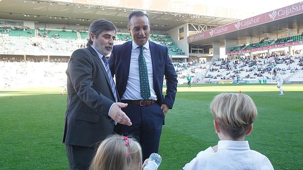 José Luis Oltra, en el partido de ayer en El Arcángel