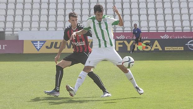 El Córdoba B remonta y el Lucena cae ante Los Barrios