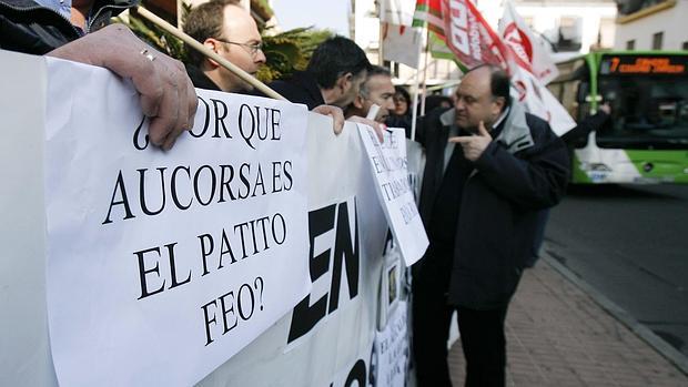 Imagen de una protesta de los trabajadores de Aucorsa