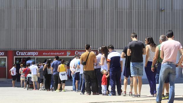 Tanquillas del estadio El Arcángel