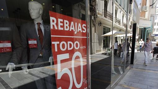 Tienda de confección en la calle Morería