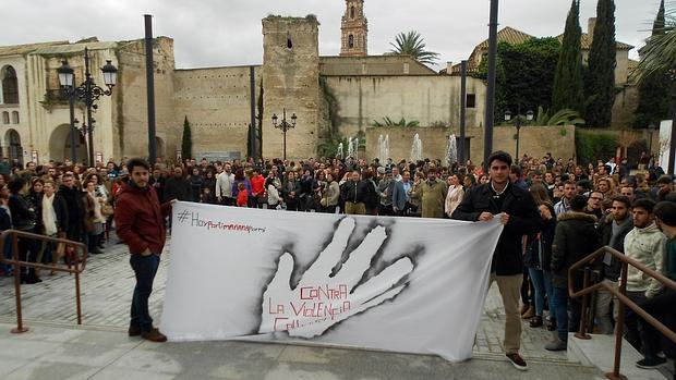 Protesta en Palma del Río para exigir más seguridad en las zonas de ocio nocturno