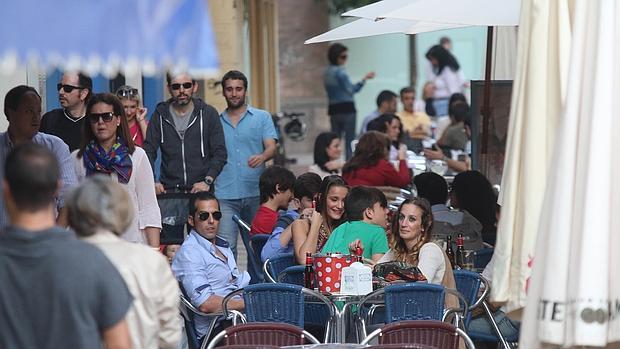 Veladores en la calle de la Plata, en el centro de la ciudad