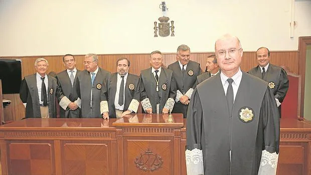 Despedida del magistrado Pedro Vela en la Audiencia Provincial