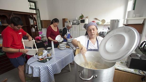 Comedor social del Rey Heredia