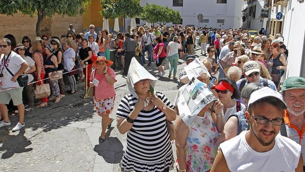 Vuelve la entrada libre a los Patios en mayo