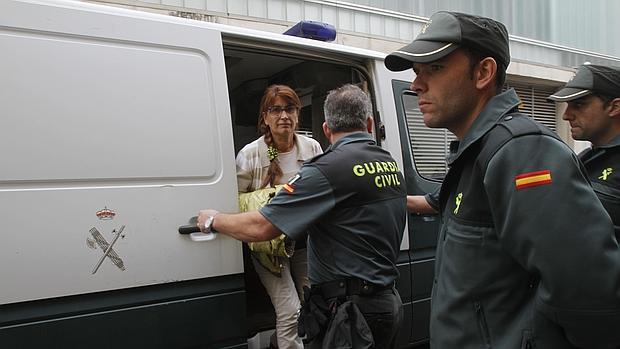 Detención de la exalcaldesa de Peñarroya, Luisa Ruiz, dentro de la «Operación Rocket»