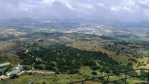 Vista de Cabra desde el Picacho egabrense