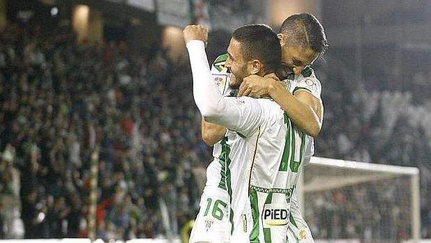 El Córdoba CF celebra un gol en El Arcángel
