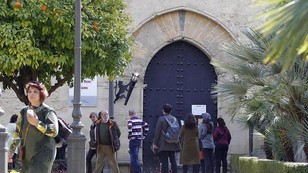 Turistas contrariados a