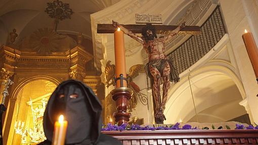 Cristo de la Universidad en su templo