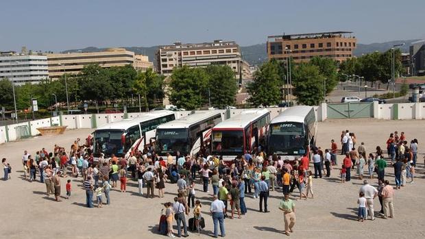 Salida de beneficiarios de los campamentos en un verano reciente