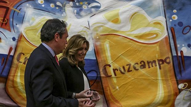 Juan Espadas y Susana Díaz ayer en la Fundación Cruzcampo