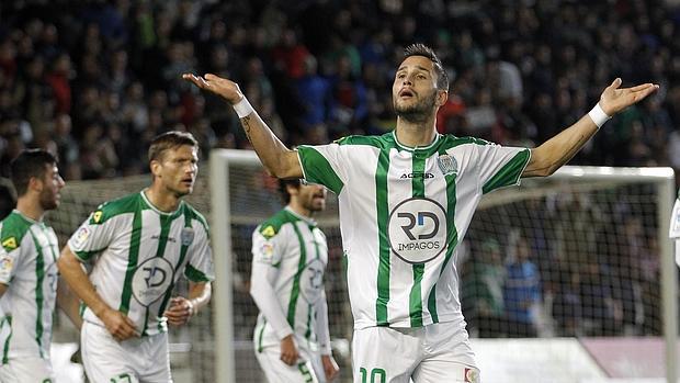 Florin Andone celebra un gol ante el Mallorca en El Arcángel