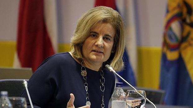 La ministra Fátima Báñez