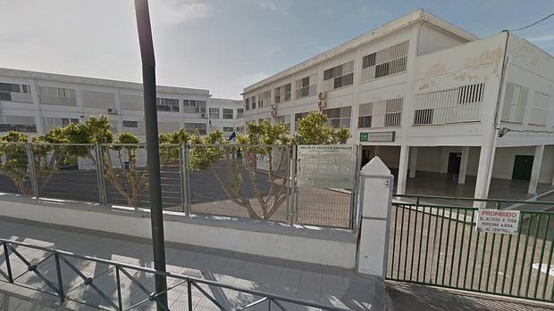 El pequeño alumno del colegio La Atalaya de Níjar resultó herido durante el recreo