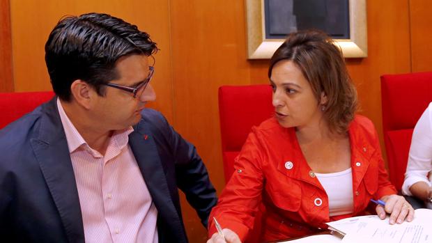 Pedro García e Isabel Ambrosio, en el último Pleno