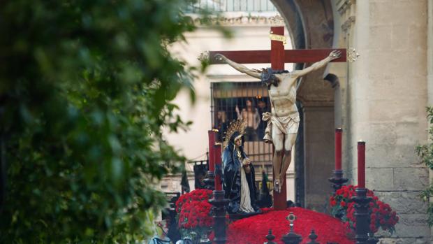 Señor de la Caridad en procesión