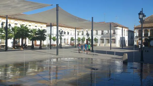 Plaza de Andalucía, la primera en peatonalizarse dentro del plan de movilidad de Palma del Río