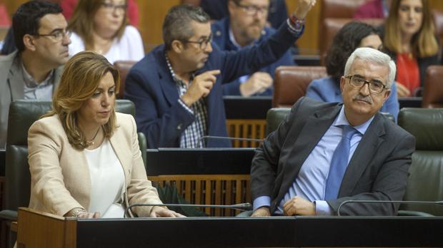 Susana Díaz durante un Pleno