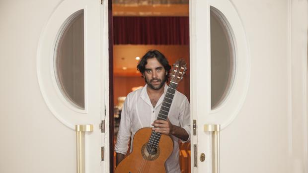 Daniel Casares, el broche de oro a la guitarra flamenca