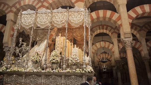 La Virgen de la Paz, por la nave número 14, que recorrerán los pasos