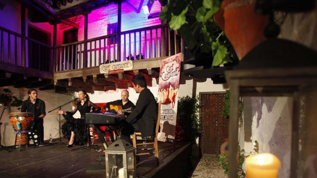 Café cantante en la Posada del Potro