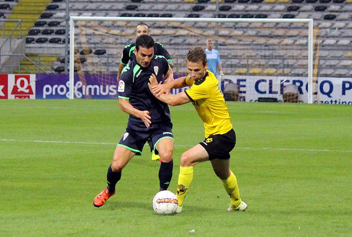 Alfaro, en el partido ante el Lierse