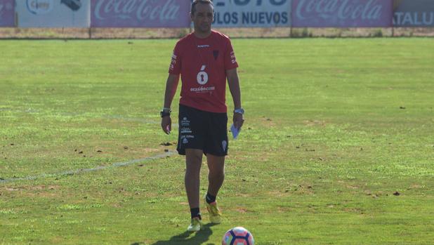 José Luis Oltra, entrenador del Córdoba CF