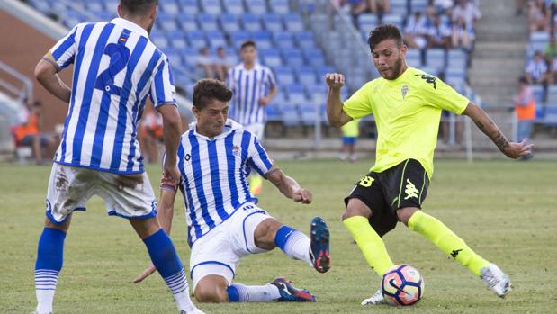 Vera, delantero del Córdoba CF, este miércoles ante el Recre en el Colombino