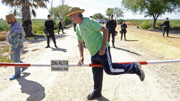 Juan Manuel Sánchez Gordillo y Diego Cañamero, durante la ocupación de Las Turquillas, en 2013