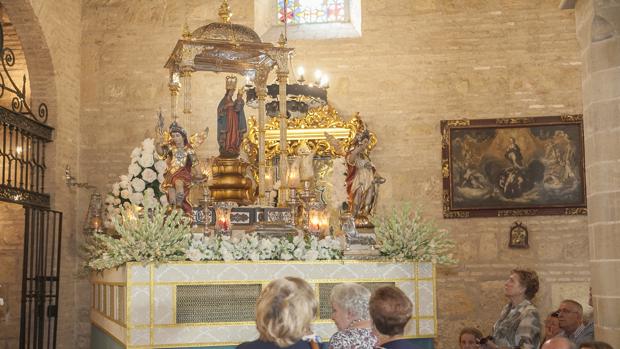 Virgen de la Fuensanta en su paso procesional