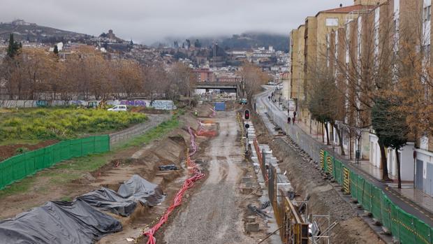 Aspecto de las obras para el proyecto del AVE a la capital granadina