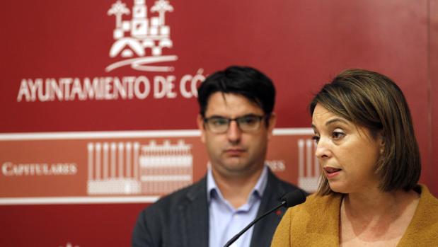 Pedro García e Isabel Ambrosio, en una rueda de prensa