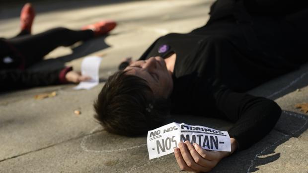 Detalle de una manifestación contra la violencia machista en Madrid